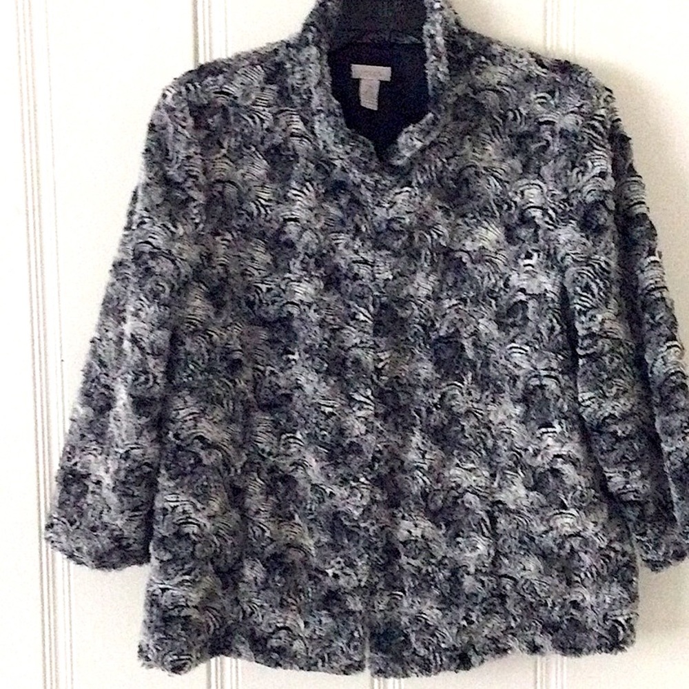 NEW FAUX FUR JACKET 🥂 WOMENS XLG SZ 2